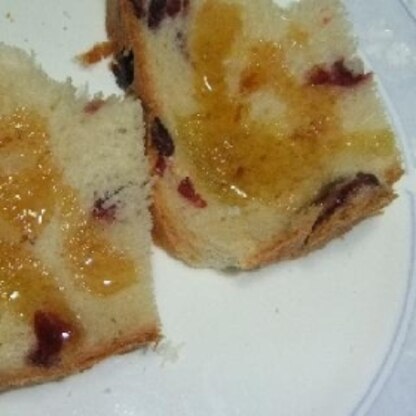 手作りパンで失礼します。
軽めのトーストでバター蜂蜜♪濃厚で美味しかったです！
ごちそうさま！！